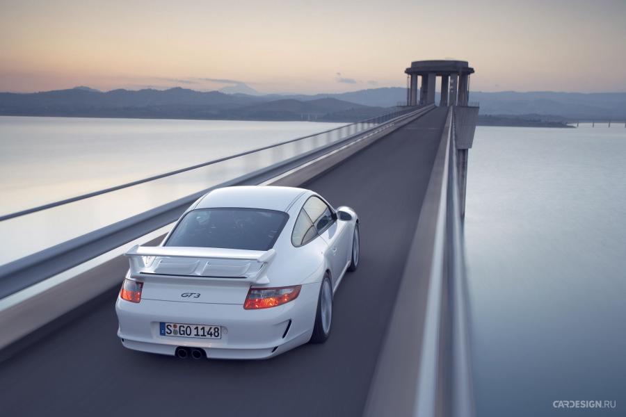  Porsche 911 GT3 2006 года  (фото 28 из 51)